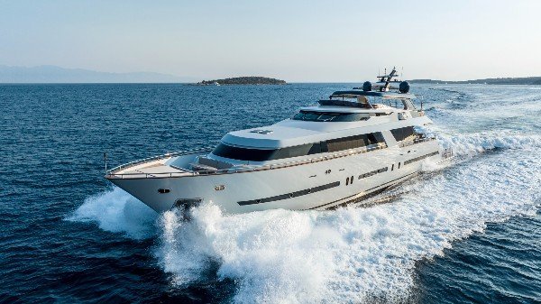 Motoryat · SÜPERYAT 2009/2022 MOTOR YACHT 35M