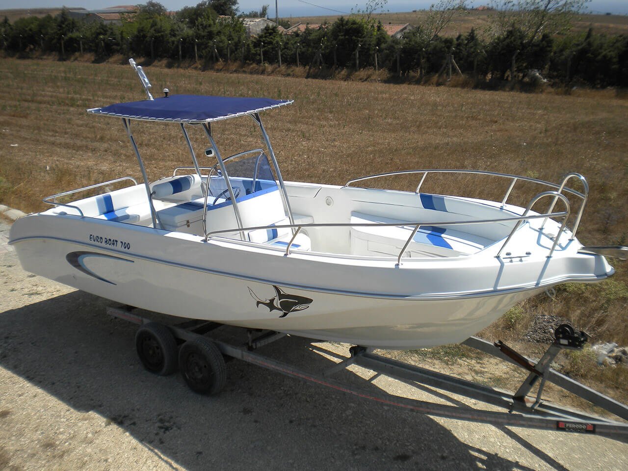Euro Boat 700C Center Console Euro Boat 700C Center Console